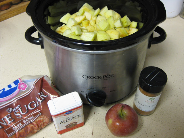 Maggie's Mind Mumbles//: Slow-Cooker Apple Butter